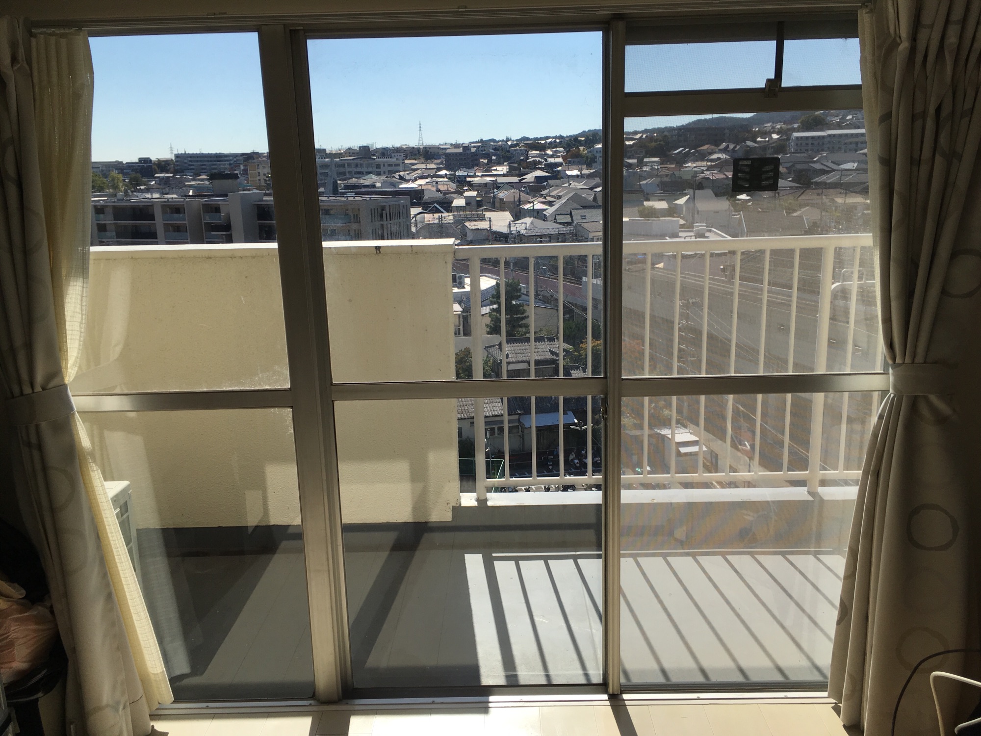 施工実績：飛散防止フィルムの施工