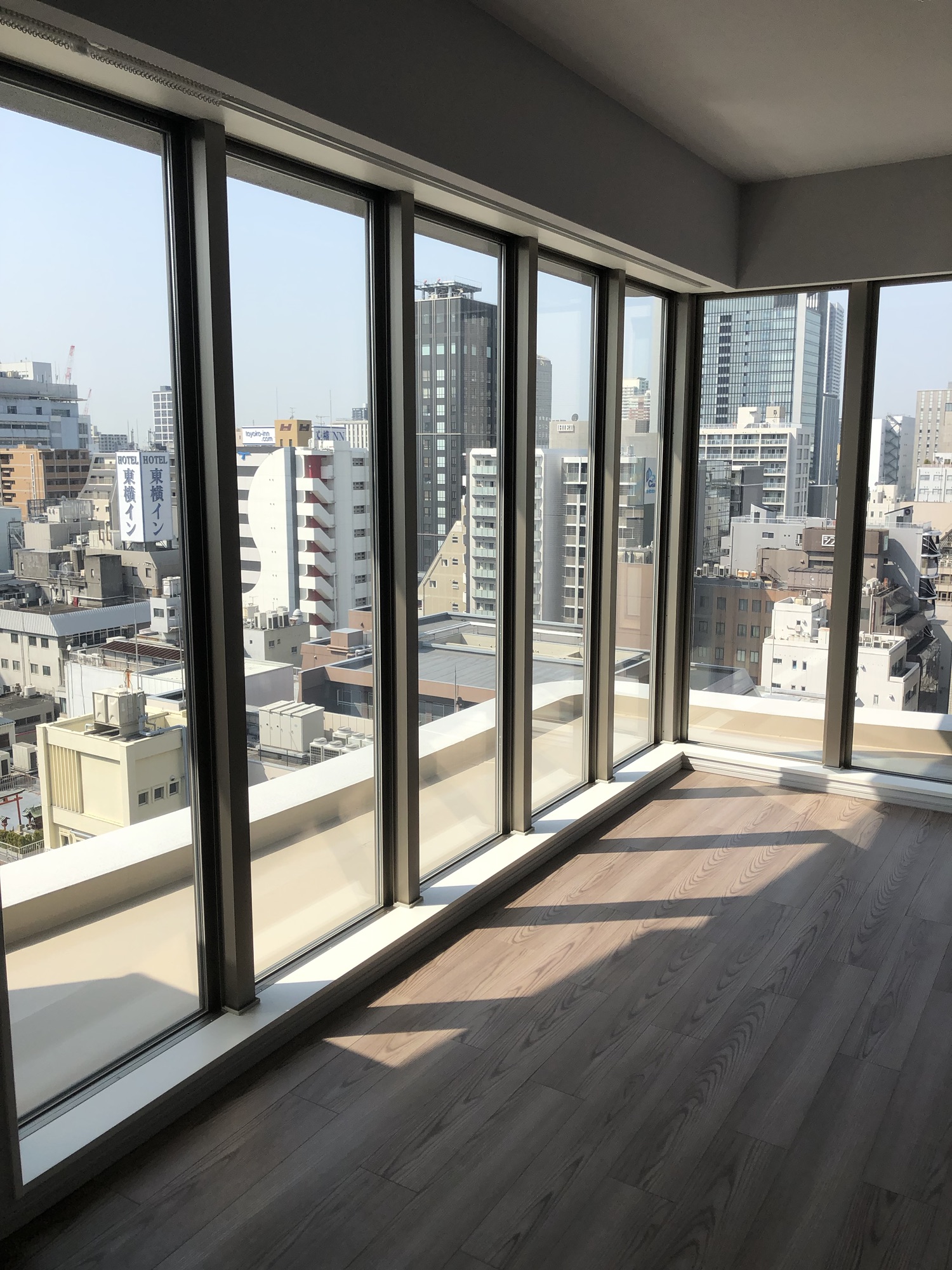 【大阪府　大阪市中央区】シルバーミラーフィルム（3M シルバー35）