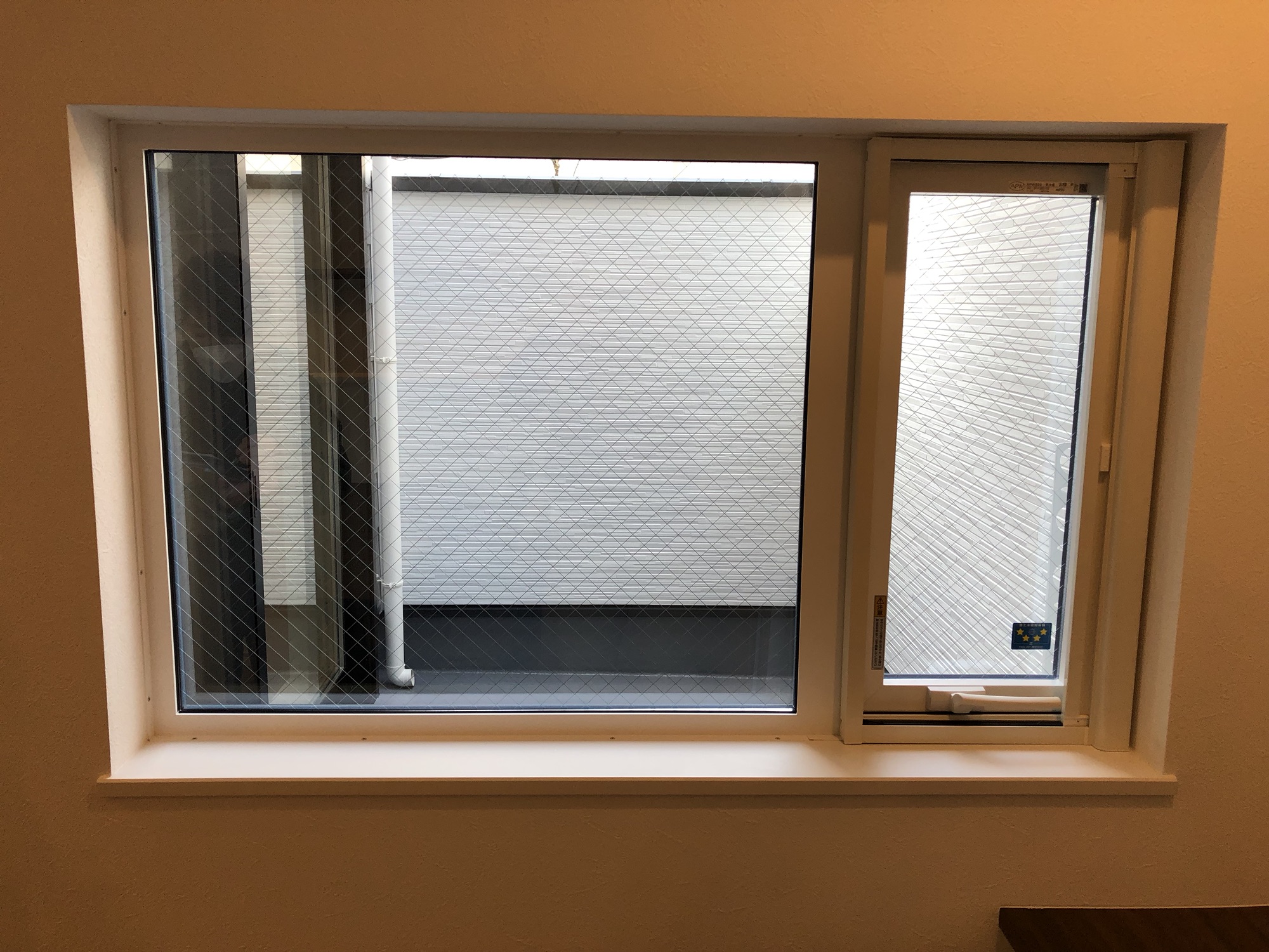 【兵庫県　神戸市灘区】CP認定透明防犯フィルム（ウィンコス1561UH-F）