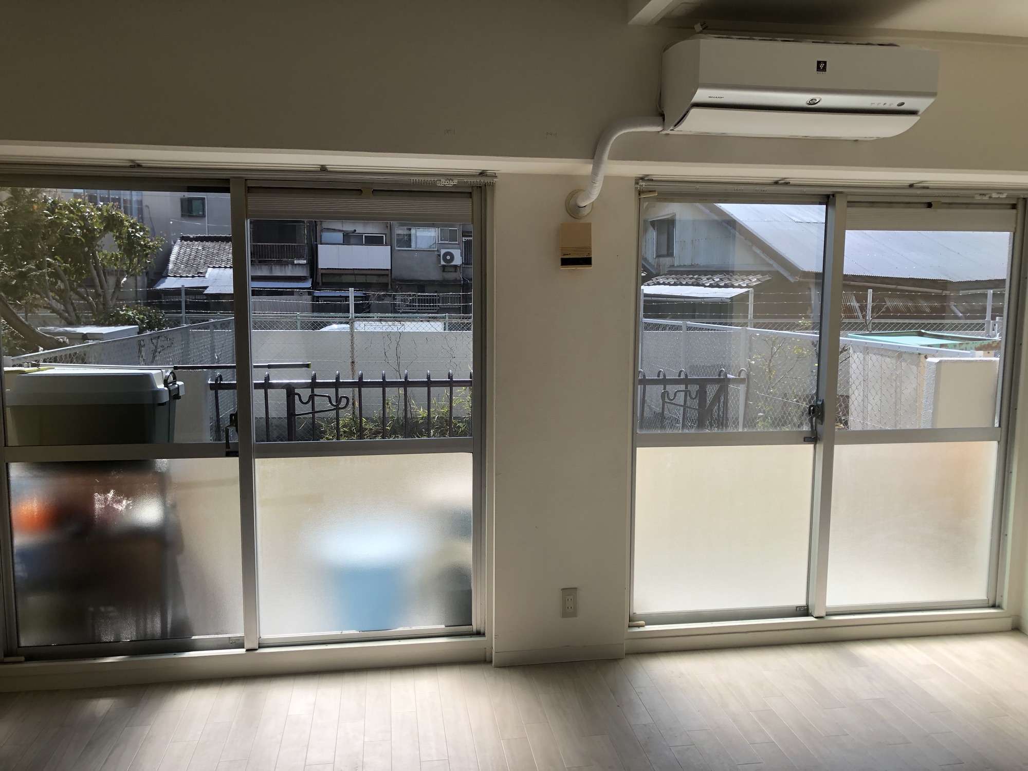 【大阪府　大阪市淀川区】ミラーフィルム（3M シルバー35）