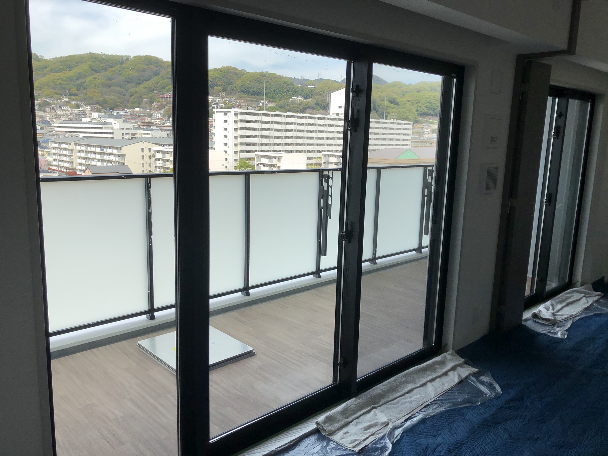 【兵庫県　神戸市兵庫区】ハーフミラーフィルム（ウィンコスNova70）