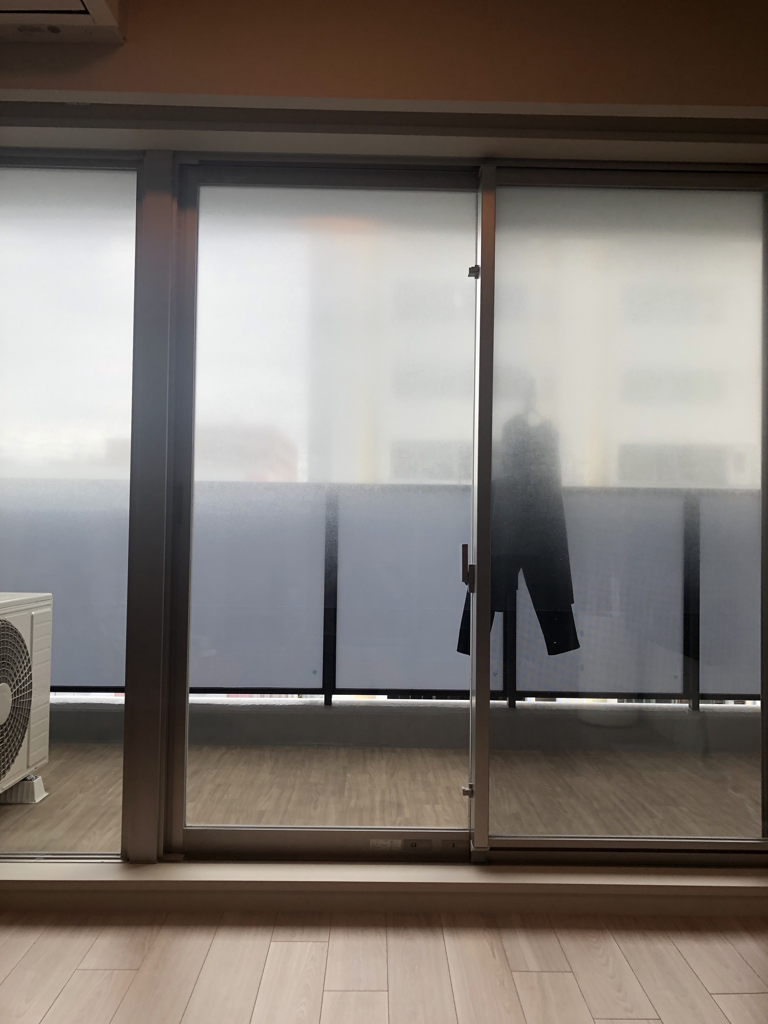 【兵庫県　尼崎市】目隠しグラデーションフィルム（3M サブリナ）