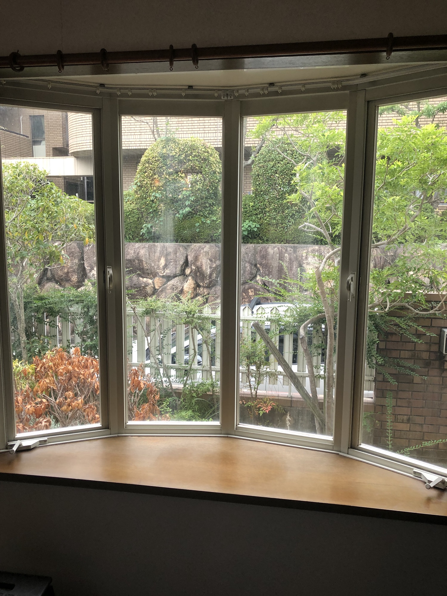 【施工実績】兵庫県西宮市｜戸建て出窓｜飛散防止+紫外線カットフィルム｜サンゲツ　キアロ90｜暮らしに寄り添う窓対策| 2025年11月